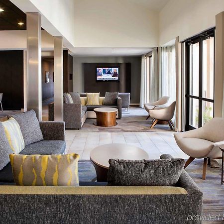 Courtyard By Marriott Phoenix Airport Extérieur photo