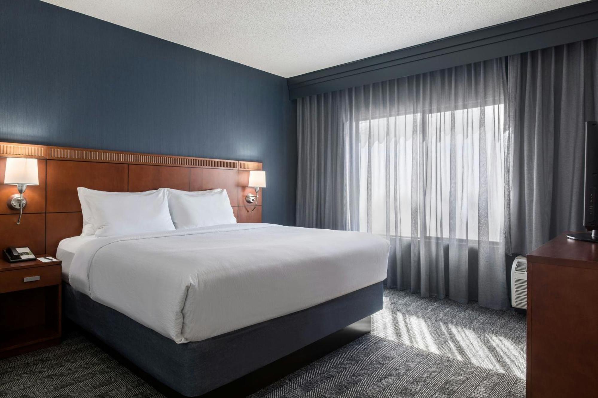 Courtyard By Marriott Phoenix Airport Extérieur photo