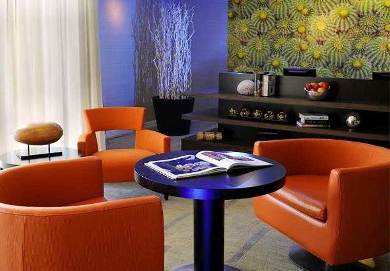 Courtyard By Marriott Phoenix Airport Extérieur photo